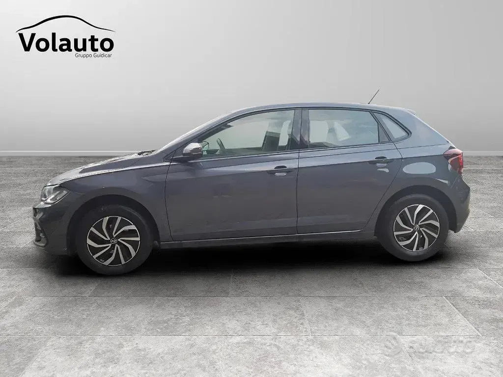 Usata VW Polo Life 80 CV (58 kW) 2023 Bianco Utilitaria