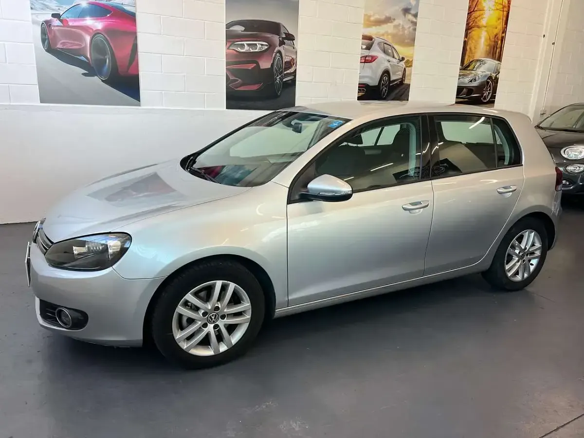 Usata VW Golf VI Highline 122 CV (89 kW) 2011 Argento Utilitaria
