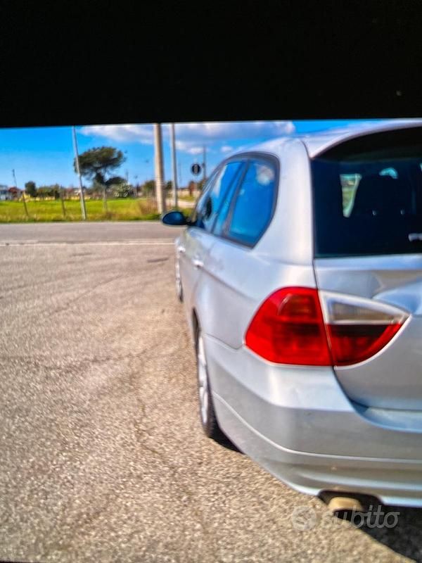 Usata BMW 320 Efficient Dynamics 164 CV (120 kW) 2006 Grigio Berlina