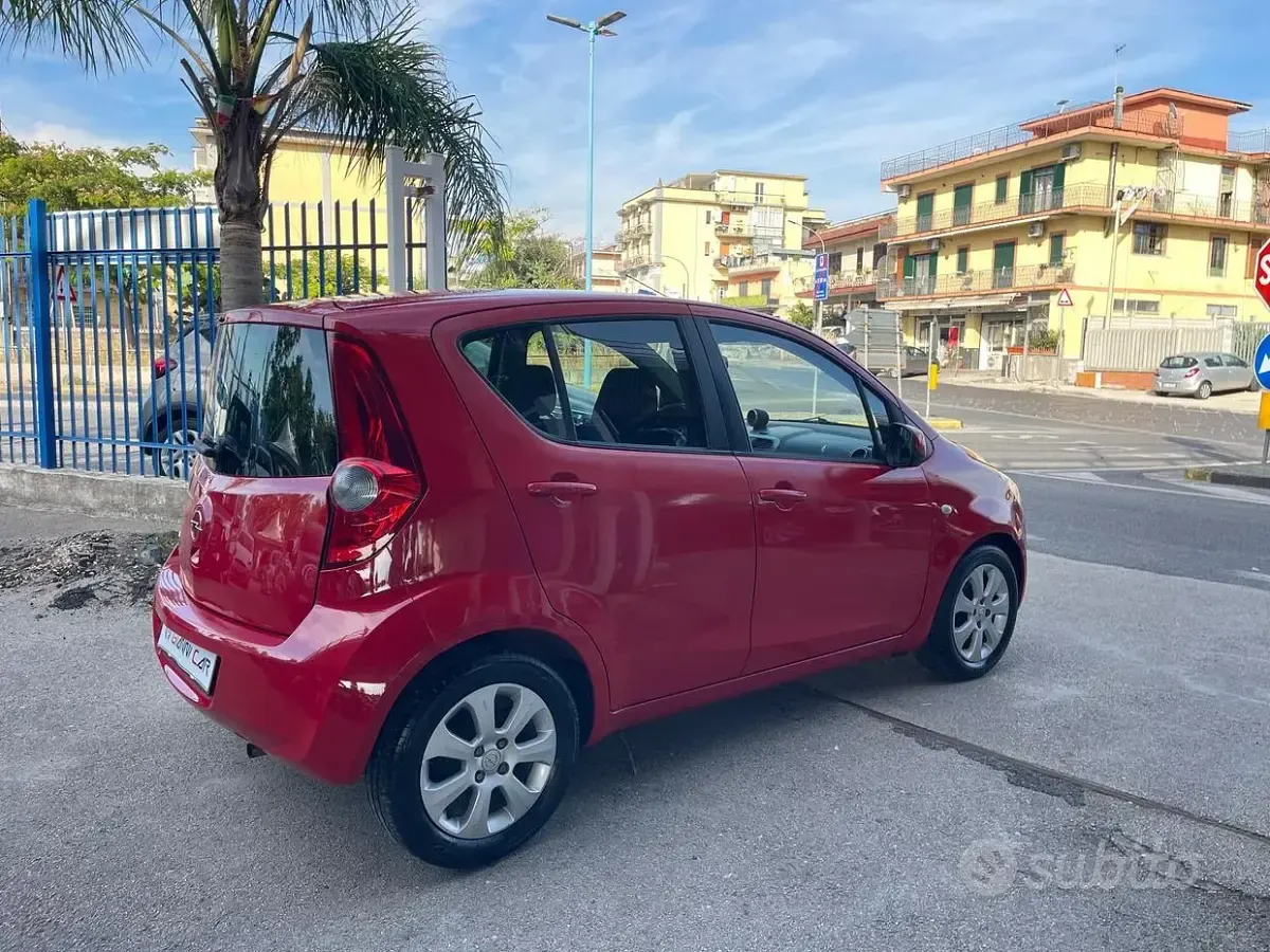 Usata Opel Agila Enjoy 86 CV (63 kW) 2009 Rosso Utilitaria