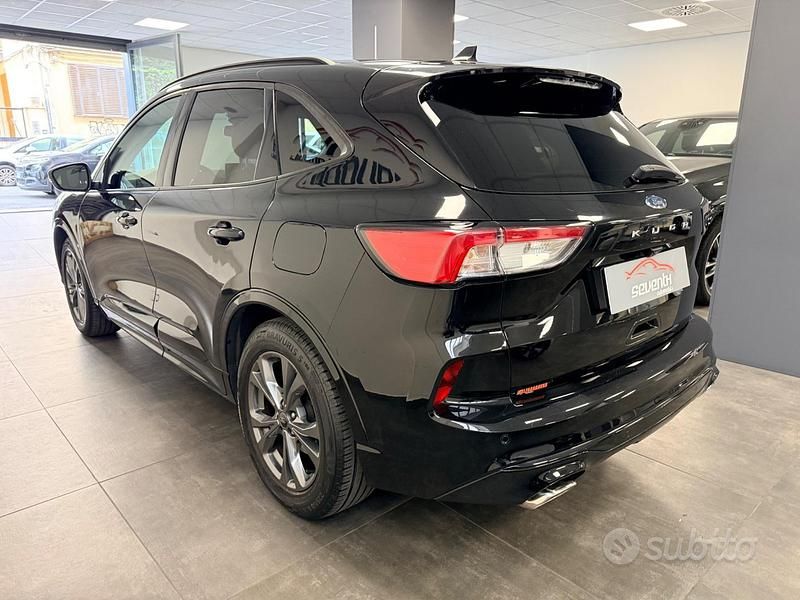 Usata Ford Kuga ST-Line 120 CV (88 kW) 2020 Nero SUV