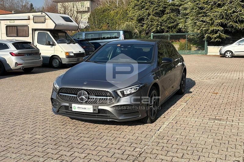 Usata Mercedes A250 Premium 160 CV (117 kW) 2021 Grigio Berlina