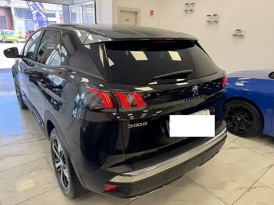 Usata Peugeot 3008 Allure 131 CV (96 kW) 2024 SUV