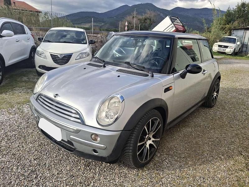 Usata Mini One D 75 CV (55 kW) 2005 Argento Utilitaria