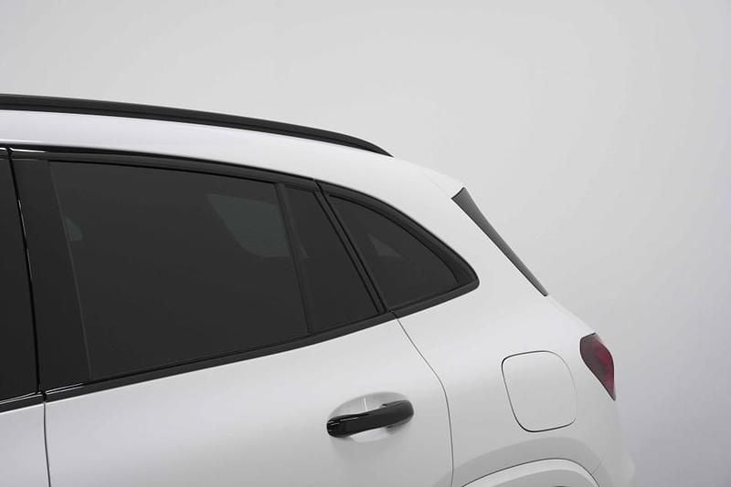 Usata Mercedes GLA200 Advanced Plus 150 CV (110 kW) 2025 Bianco SUV