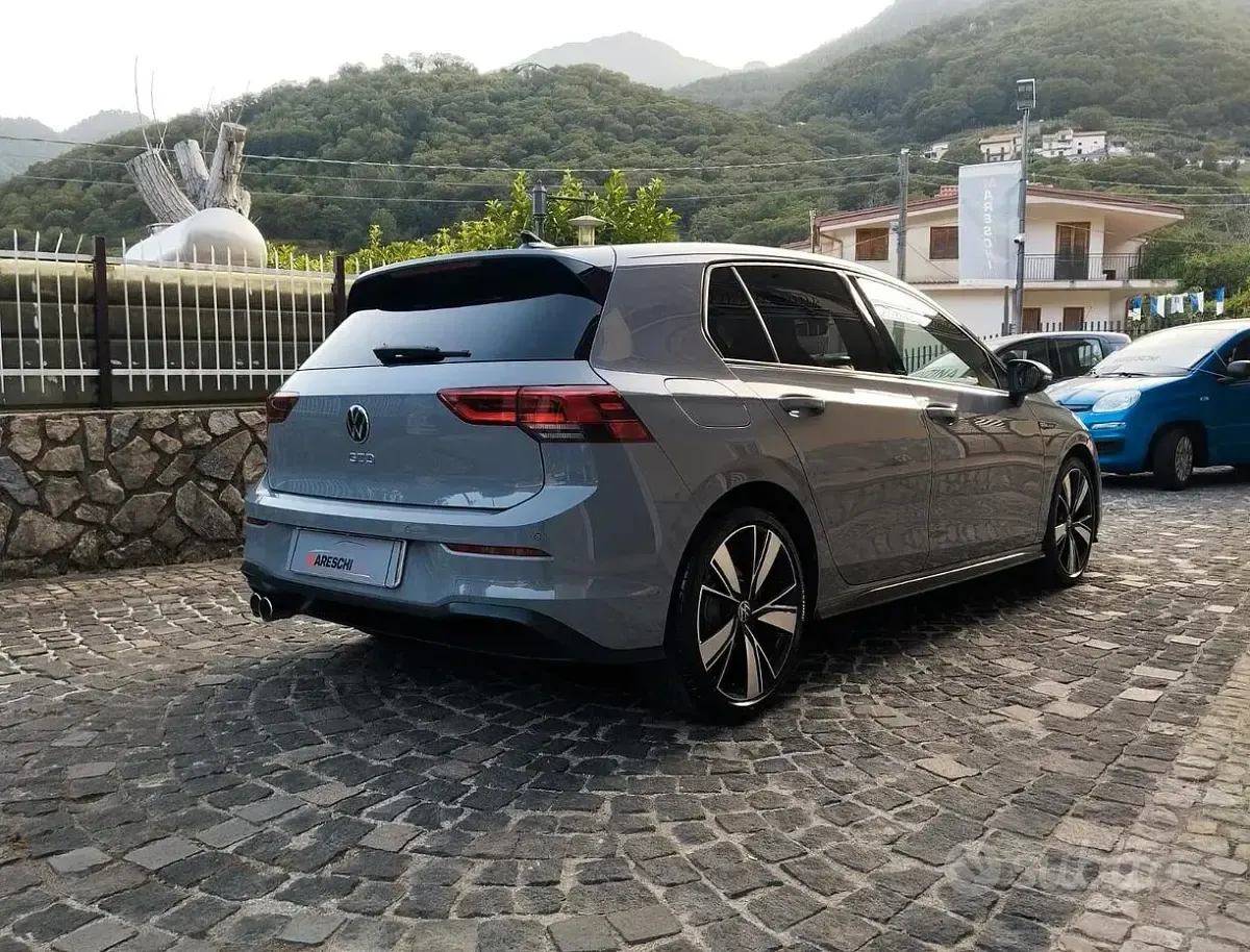 Usata VW Golf VIII GTD 200 CV (147 kW) 2021 Grigio Berlina