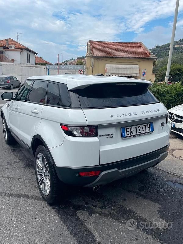 Usata Land Rover Range Rover evoque 160 CV (117 kW) 2012 Bianco SUV