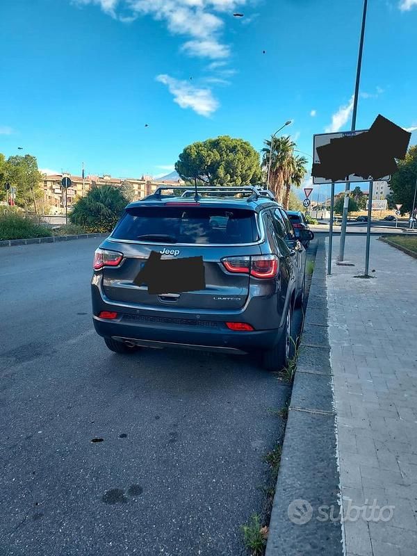 Usata Jeep Compass Limited 120 CV (88 kW) 2020 Grigio SUV