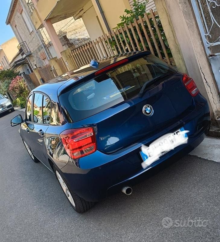 Usata BMW 2000 Sport Line 120 CV (88 kW) 2012 Blu Berlina