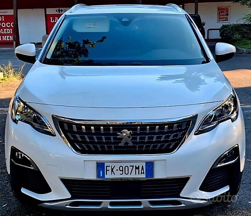 Usata Peugeot 3008 Access 131 CV (96 kW) 2017 SUV