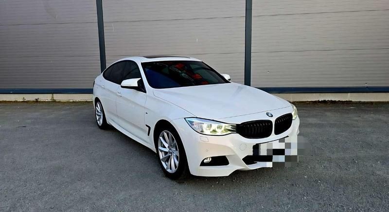 Usata 2014 BMW 330 Sport Line Station wagon | 11.500 € (Buon prezzo) - Immagine 1/4
