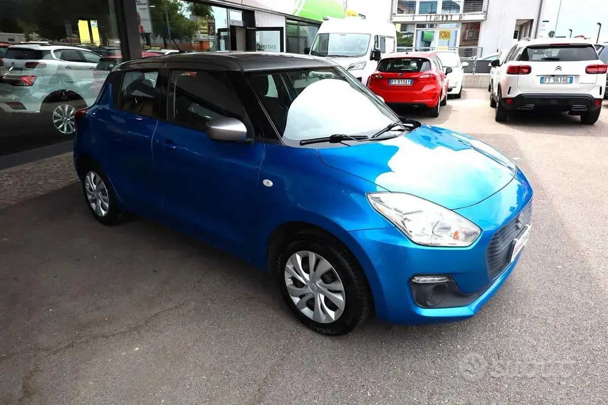 Second-hand Suzuki Swift Cool 90 CP (66 kW) 2018 Albastru Hatchback