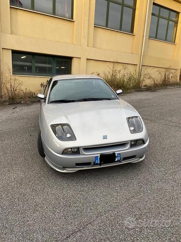 Usata Fiat Coupé 131 CV (96 kW) 1999 Grigio Coupé