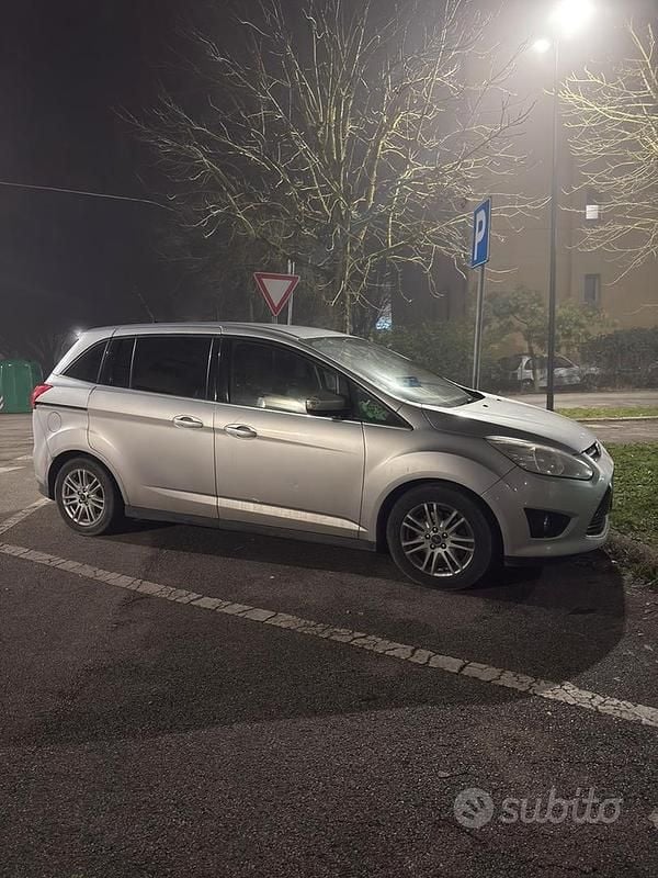 Usata Ford Grand C-Max 115 CV (84 kW) 2011 Grigio Monovolume