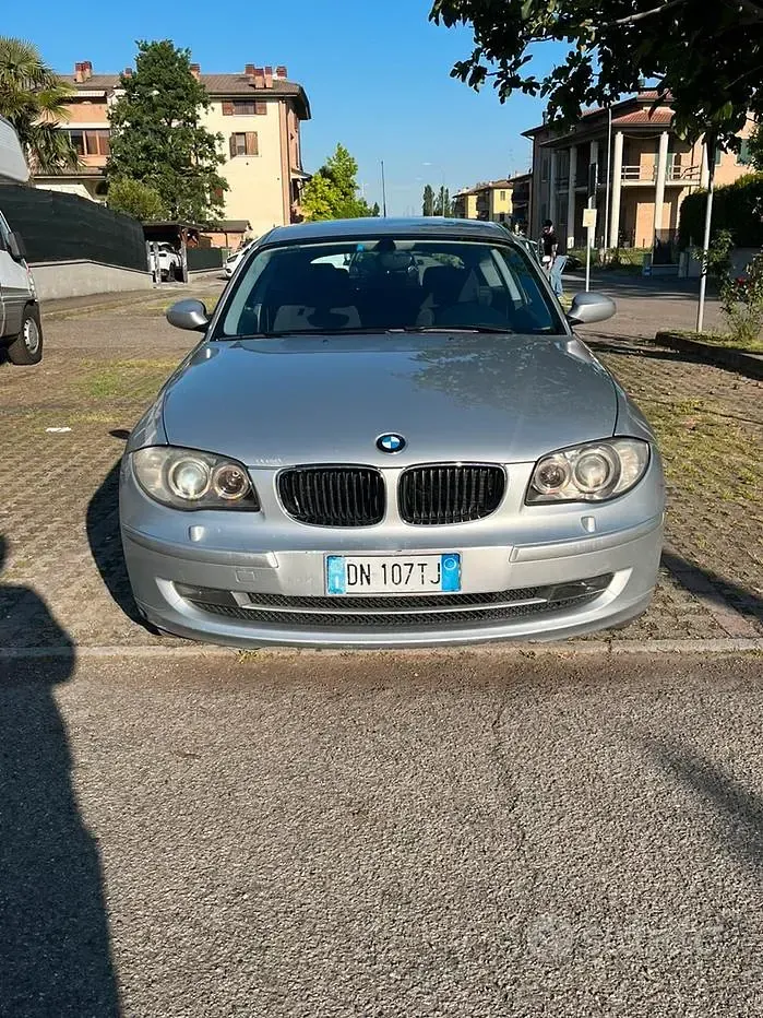 Usata BMW 120 177 CV (130 kW) 2008 Grigio Utilitaria
