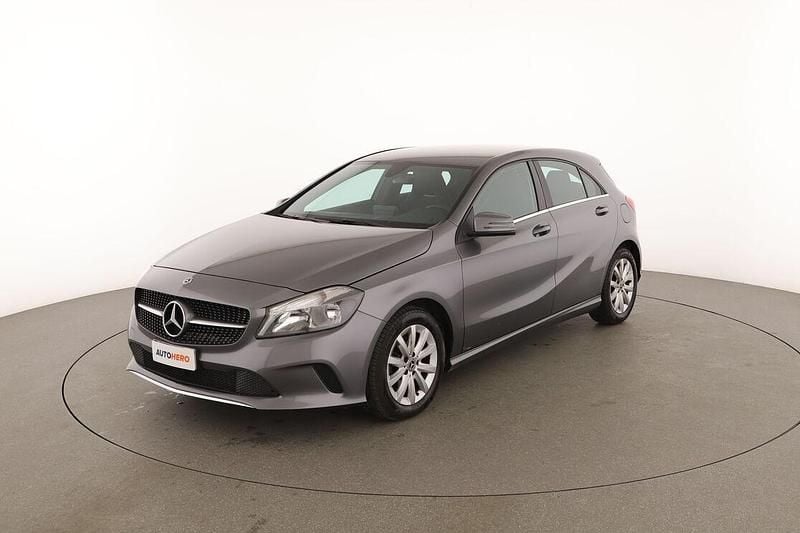 Usata Mercedes A160 Business 102 CV (75 kW) 2018 Grigio