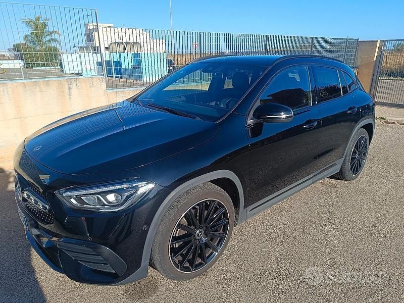 Occasion Mercedes GLA200 163 ch (119 kW) 2023 Noir SUV