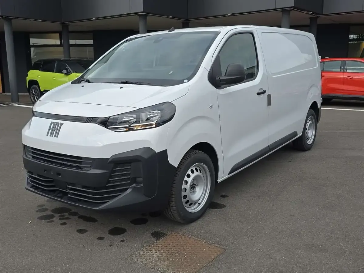 Usata Fiat Scudo S 145 CV (106 kW) 2024 Bianco pastello Furgone