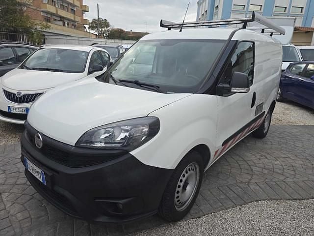 Usata Fiat Doblò Business 120 CV (88 kW) 2020 Bianco Monovolume