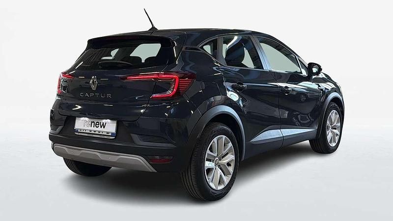 Usata Renault Captur Equilibre 91 CV (66 kW) 2023 Blu scuro SUV