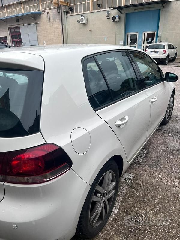 Usata VW Golf VI 2011 Bianco Utilitaria