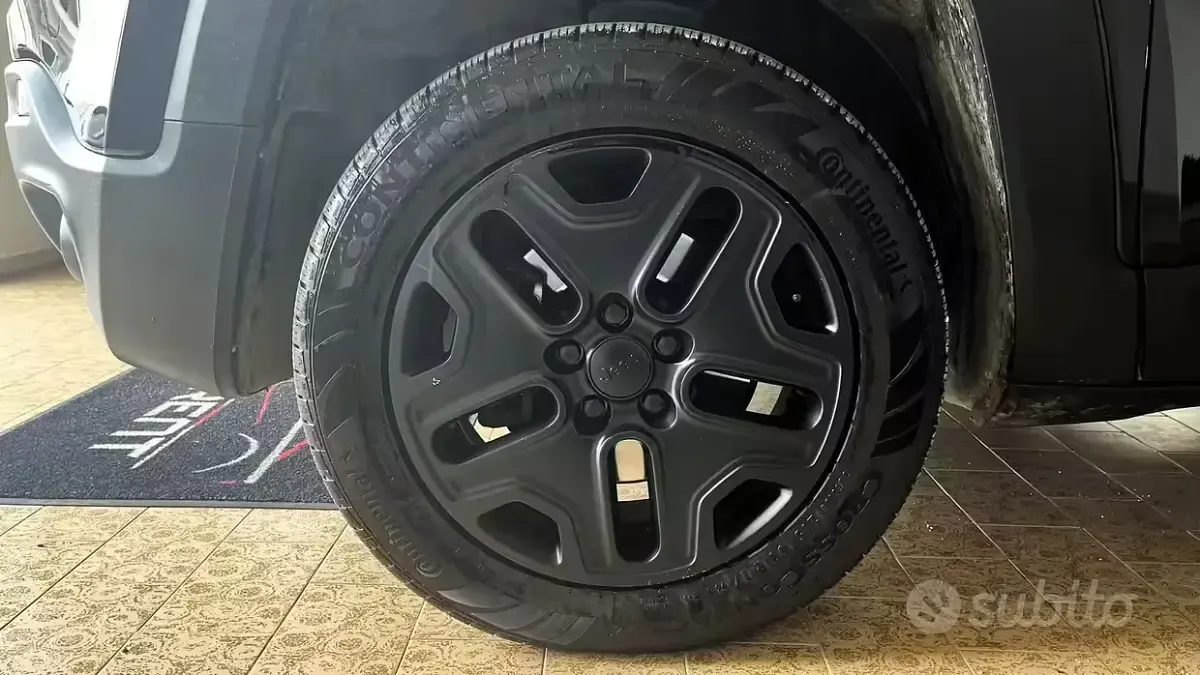 Usata Jeep Renegade 140 CV (102 kW) 2017 Nero SUV