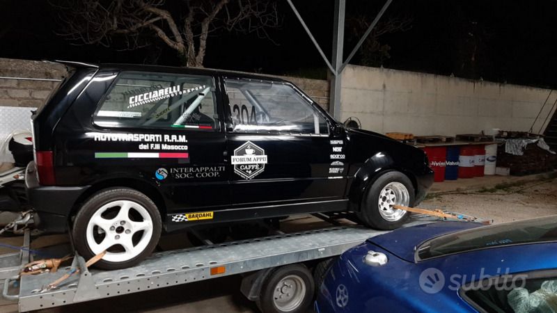 Usata Fiat Uno Racing 116 CV (85 kW) 1992 Nero Utilitaria