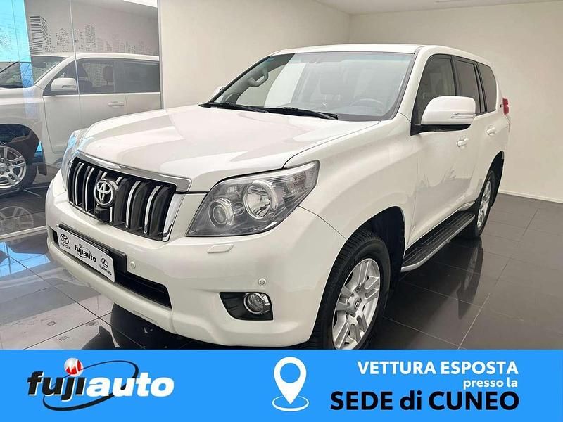 Bianco Usata 2011 Toyota Land Cruiser Sol SUV | 22.900 € (Ottimo prezzo) - Immagine 1/4