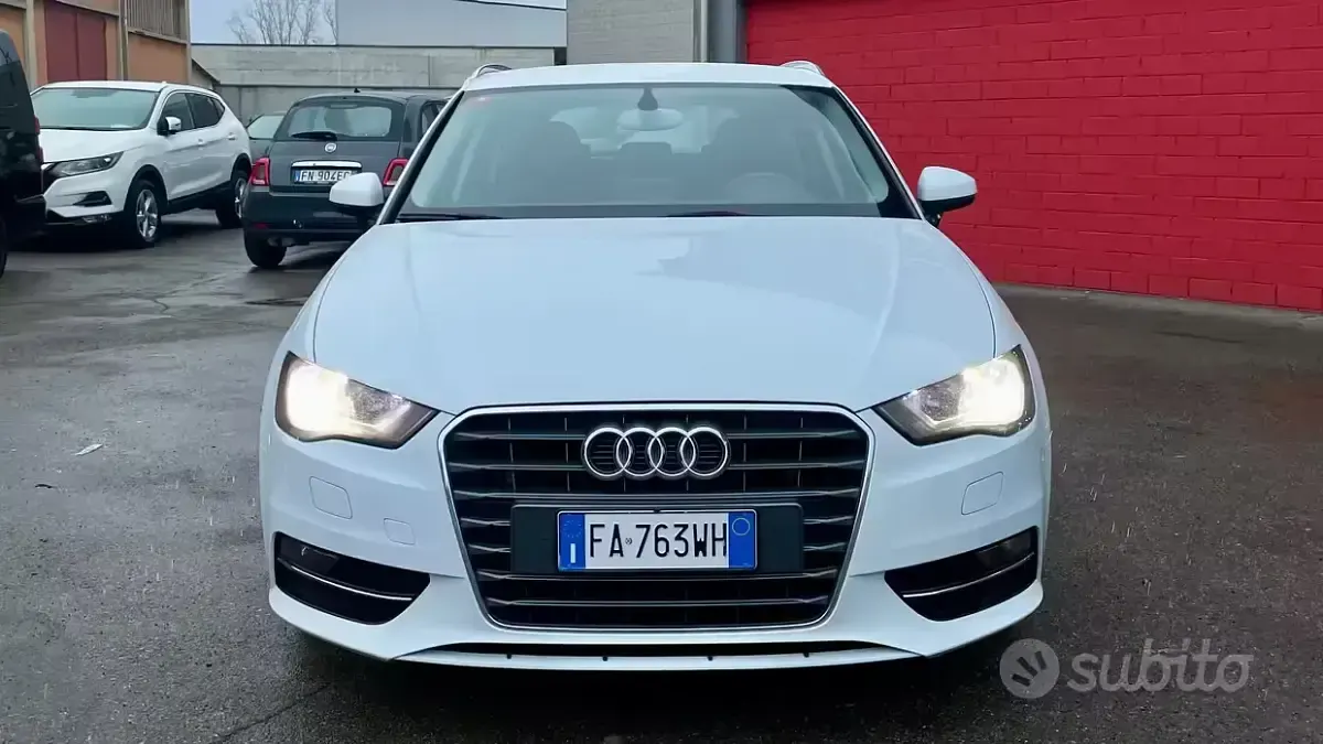 Usata Audi A3 Attraction 110 CV (80 kW) 2014 Bianco Berlina
