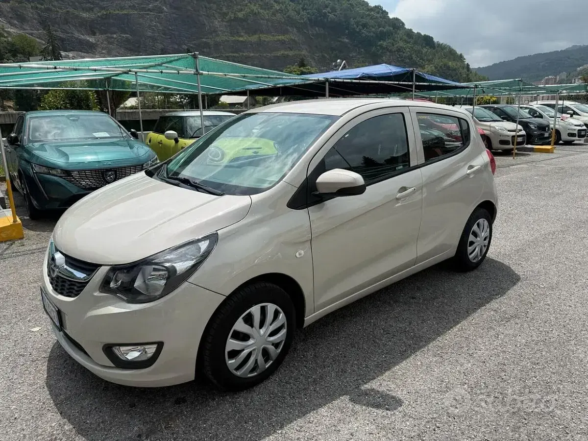 Usata Opel Karl Innovation 75 CV (55 kW) 2017 Beige Utilitaria