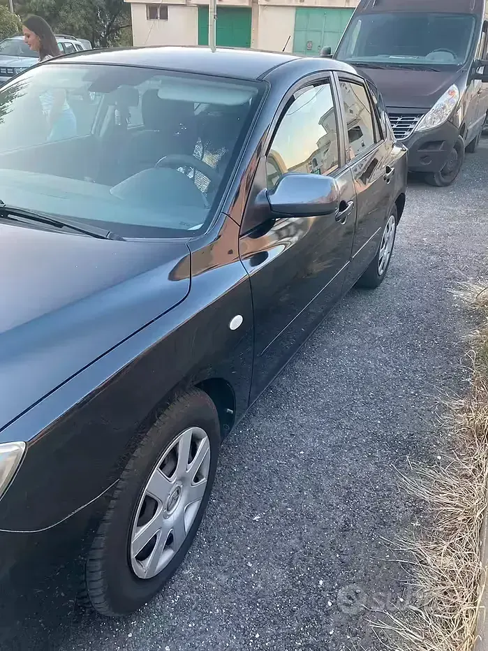 Usata Mazda 3 105 CV (77 kW) 2006 Nero Berlina