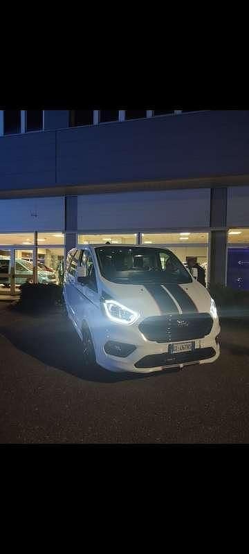 Usata Ford Tourneo Custom Sport 170 CV (125 kW) 2023 Furgone