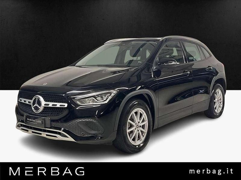 Usata Mercedes GLA180 Business 116 CV (85 kW) 2022 Nero SUV