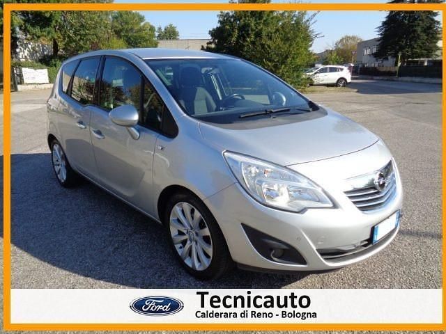 Usata Opel Meriva 120 CV (88 kW) 2010 Argento Monovolume