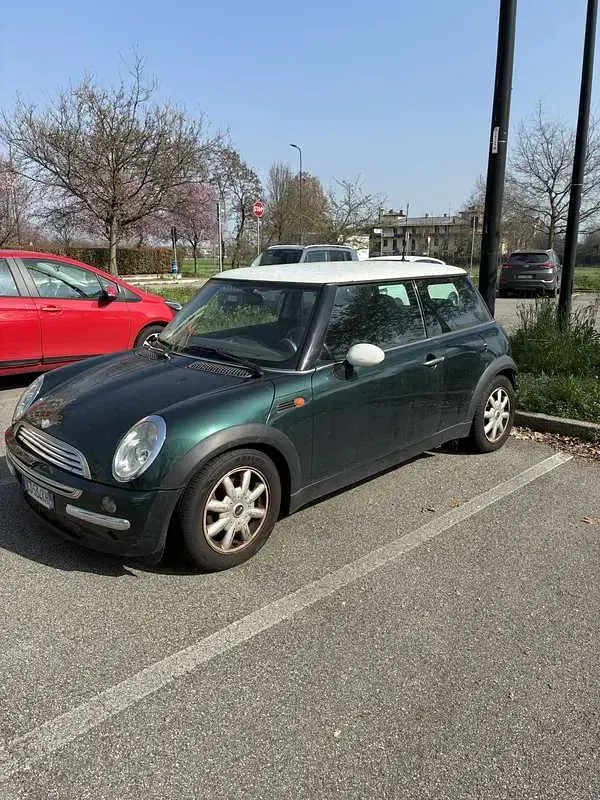 Usata Mini Cooper 116 CV (85 kW) 2004 Utilitaria
