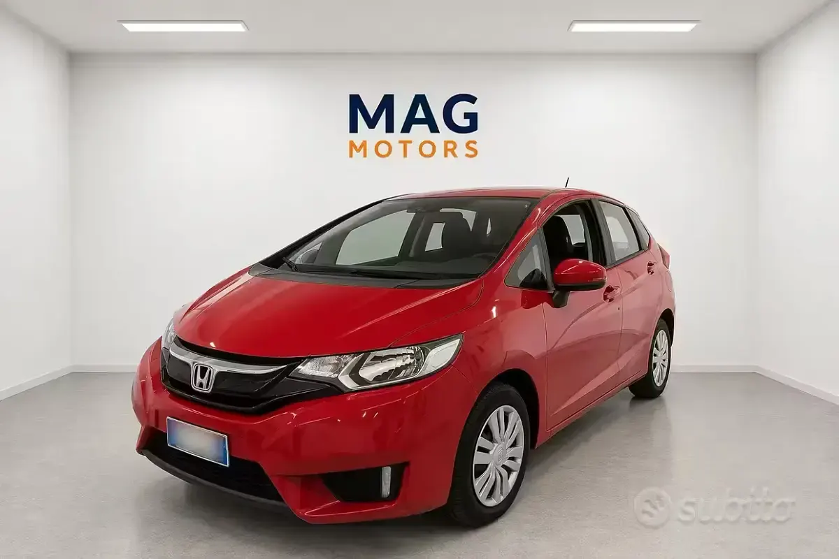 Usata Honda Jazz Trend 102 CV (75 kW) 2016 Rosso Utilitaria