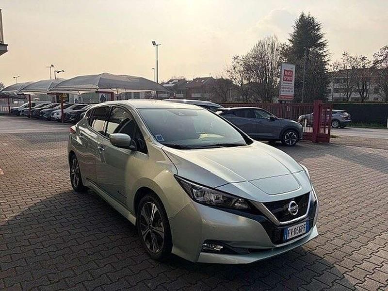Usata Nissan Leaf N-Connecta 89 kW (122 CV) 2019 Grigio Utilitaria