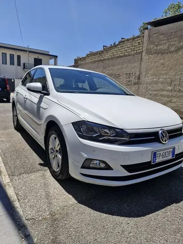 Usata VW Polo Comfortline 80 CV (58 kW) 2018 Utilitaria