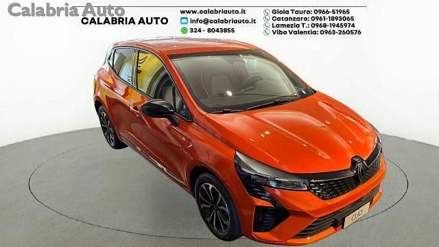 Nuova Renault Clio V Techno 101 CV (74 kW) 2025 Arancione Berlina