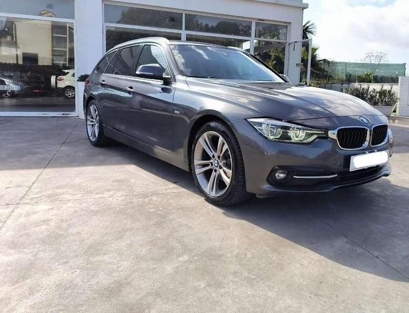 Usata BMW 320 Sport Line 190 CV (139 kW) 2016 Station wagon
