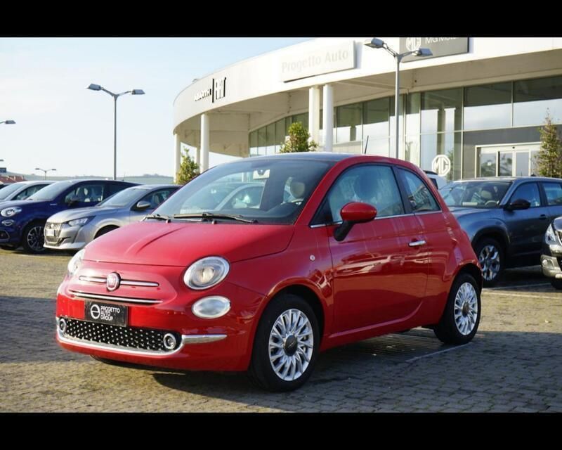 Rosso sfrontato Usata 2024 Fiat 500 Dolcevita Due volumi | 14.900 € (Buon prezzo) - Immagine 1/3
