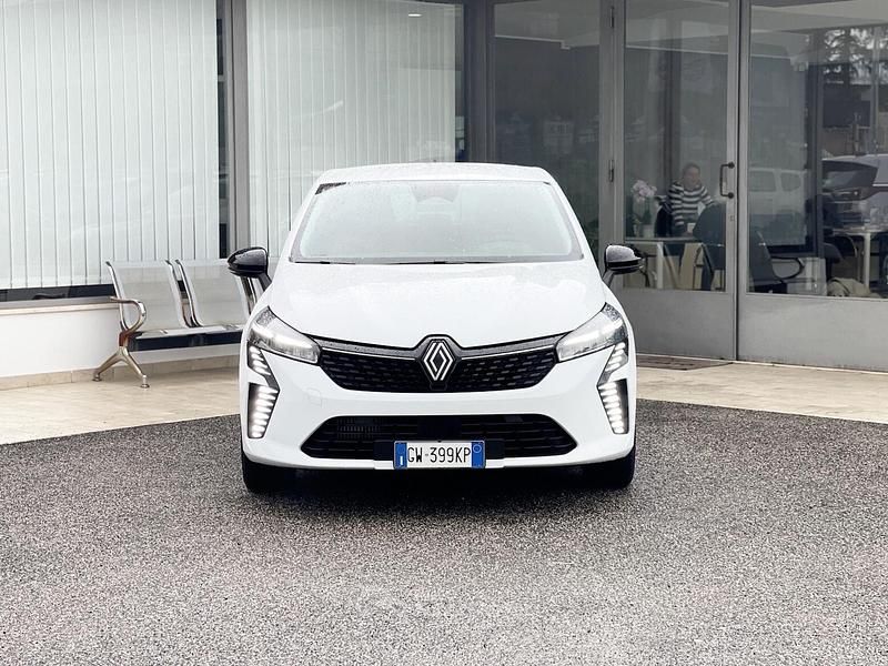 Ny Renault Clio V Evolution 91 HK (66 kW) 2026 Vit Sedan