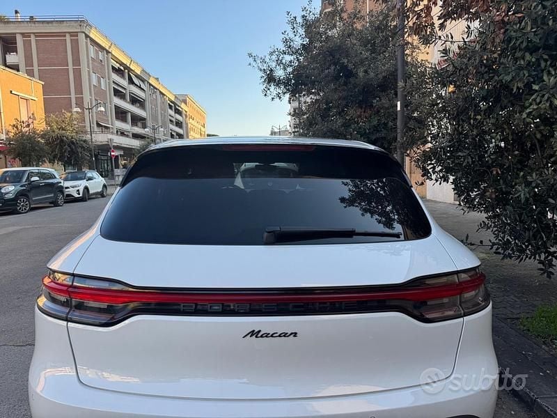 Usata Porsche Macan 265 CV (194 kW) 2022 Bianco SUV
