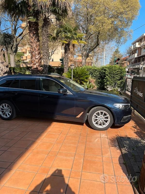 Usata BMW 520 2018 Blu Station wagon