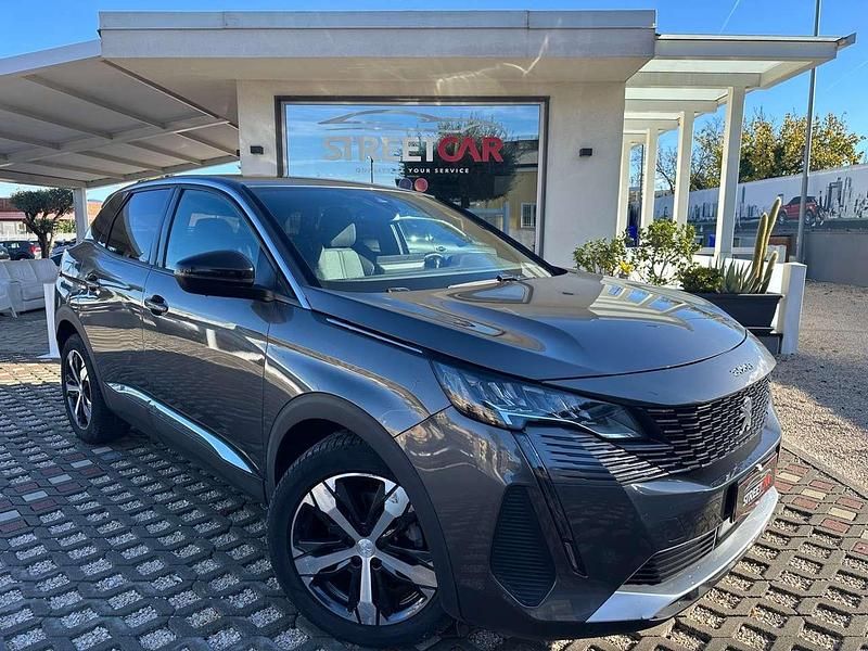 Grigio Usata 2023 Peugeot 3008 Allure SUV | 22.999 € (Ottimo prezzo) - Immagine 1/4