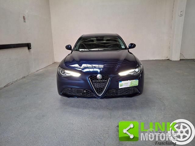 Usata Alfa Romeo Giulia Veloce 180 CV (132 kW) 2016 Blu Berlina