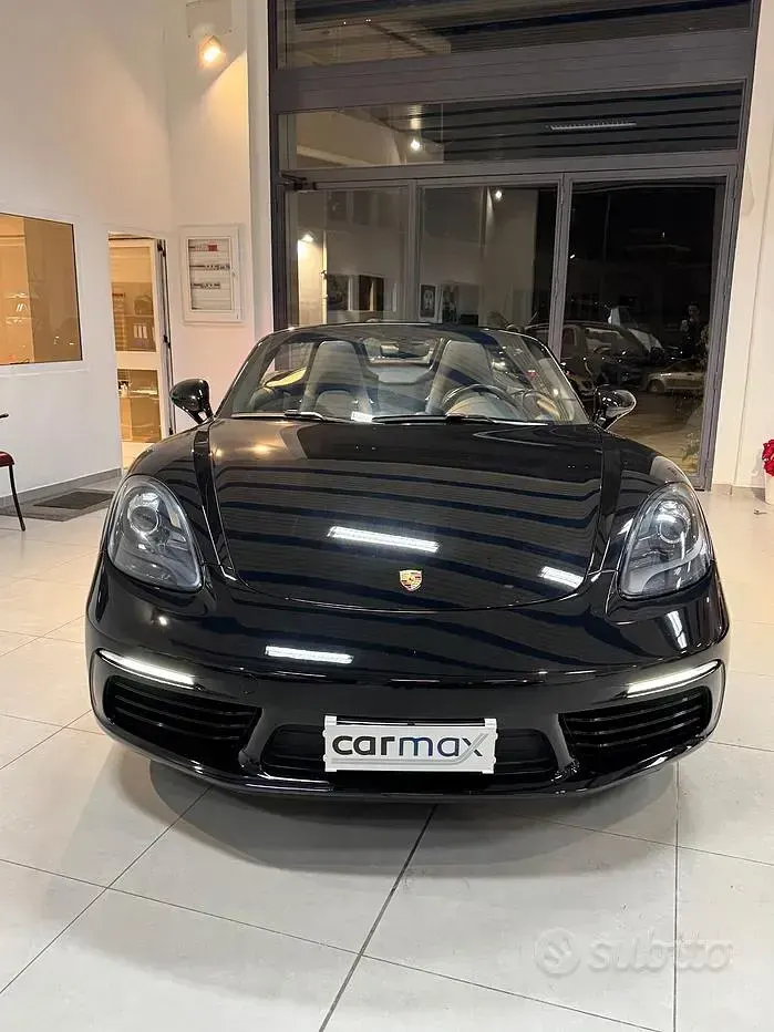 Usata Porsche 718 Boxster 300 CV (220 kW) 2019 Nero Cabrio