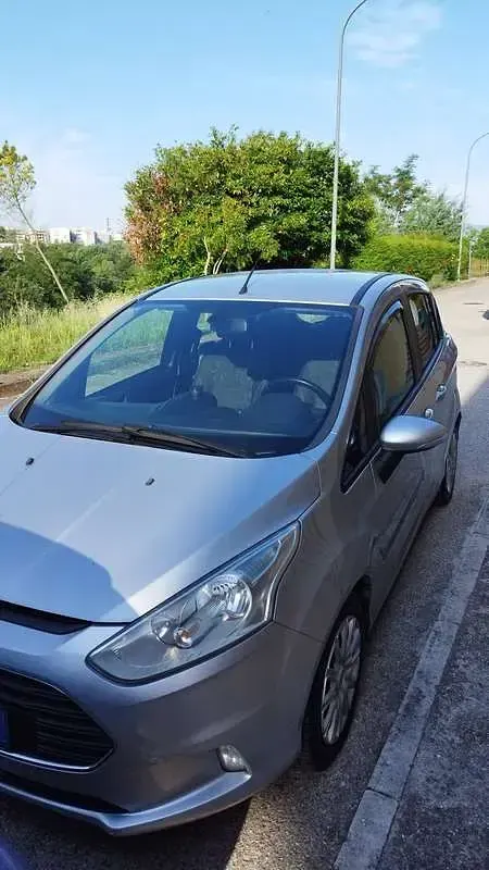 Usata Ford B-MAX Titanium 75 CV (55 kW) 2013 Argento Monovolume