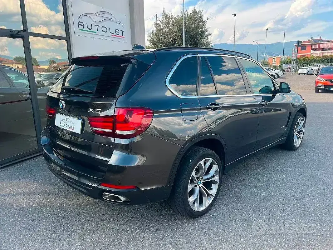 Usata BMW X5 Luxury Line 258 CV (189 kW) 2017 Grigio SUV