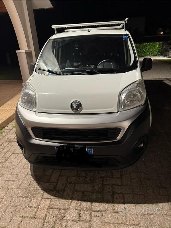 Usata Fiat Fiorino 80 CV (58 kW) 2016 Bianco Monovolume